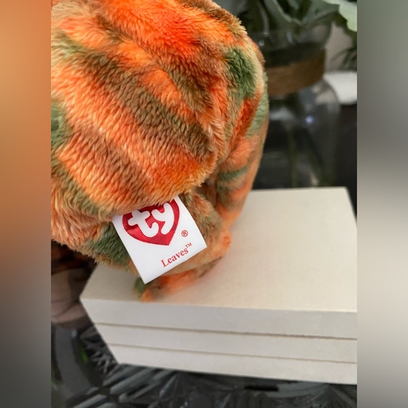 🍁 SUPER RARE TY BEANIE BABY “LEAVES”. 2006 INTERNET EXCLUSIVE! HARD TO FIND! - Picture 4 of 6